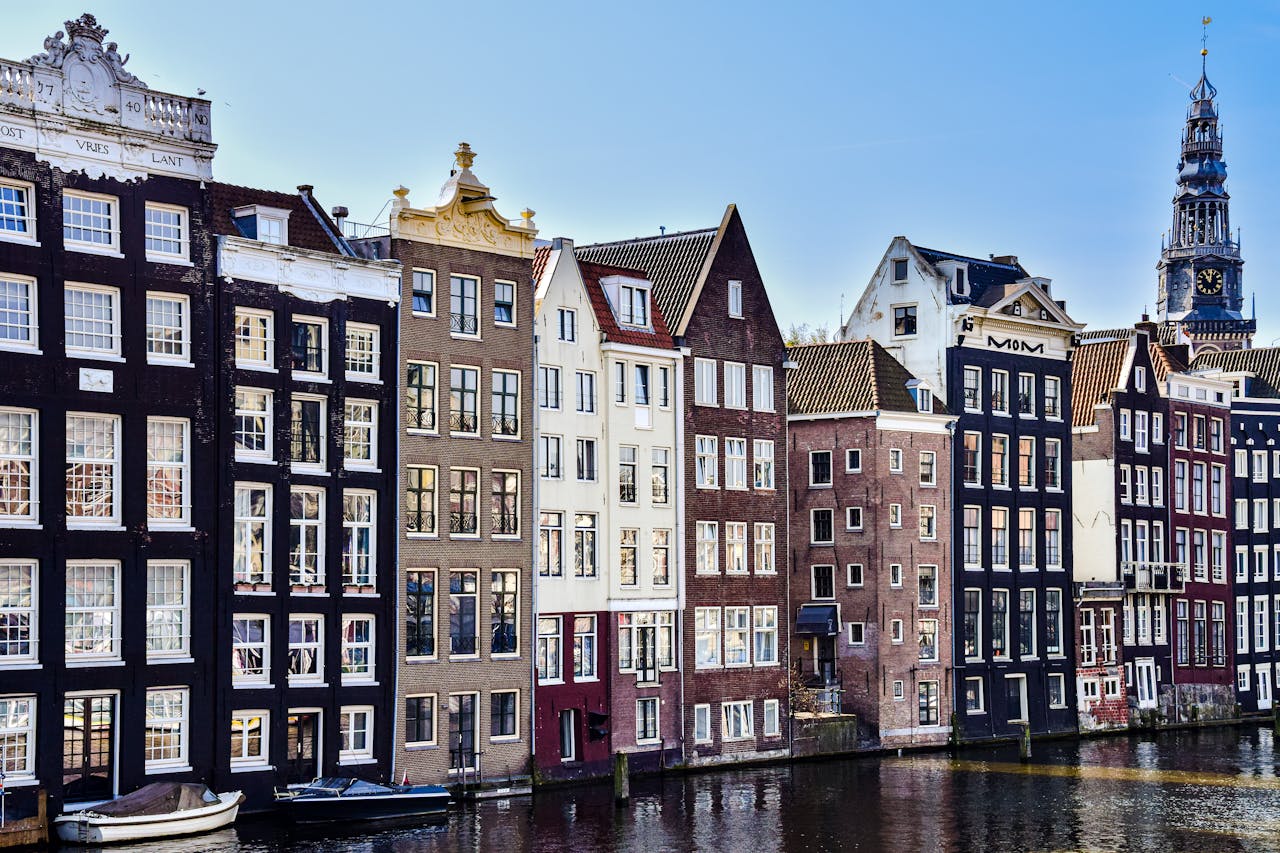 Het bijzondere huis van Rob De Nijs: een blik achter de voordeur